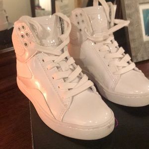 Pastry girls white sneakers